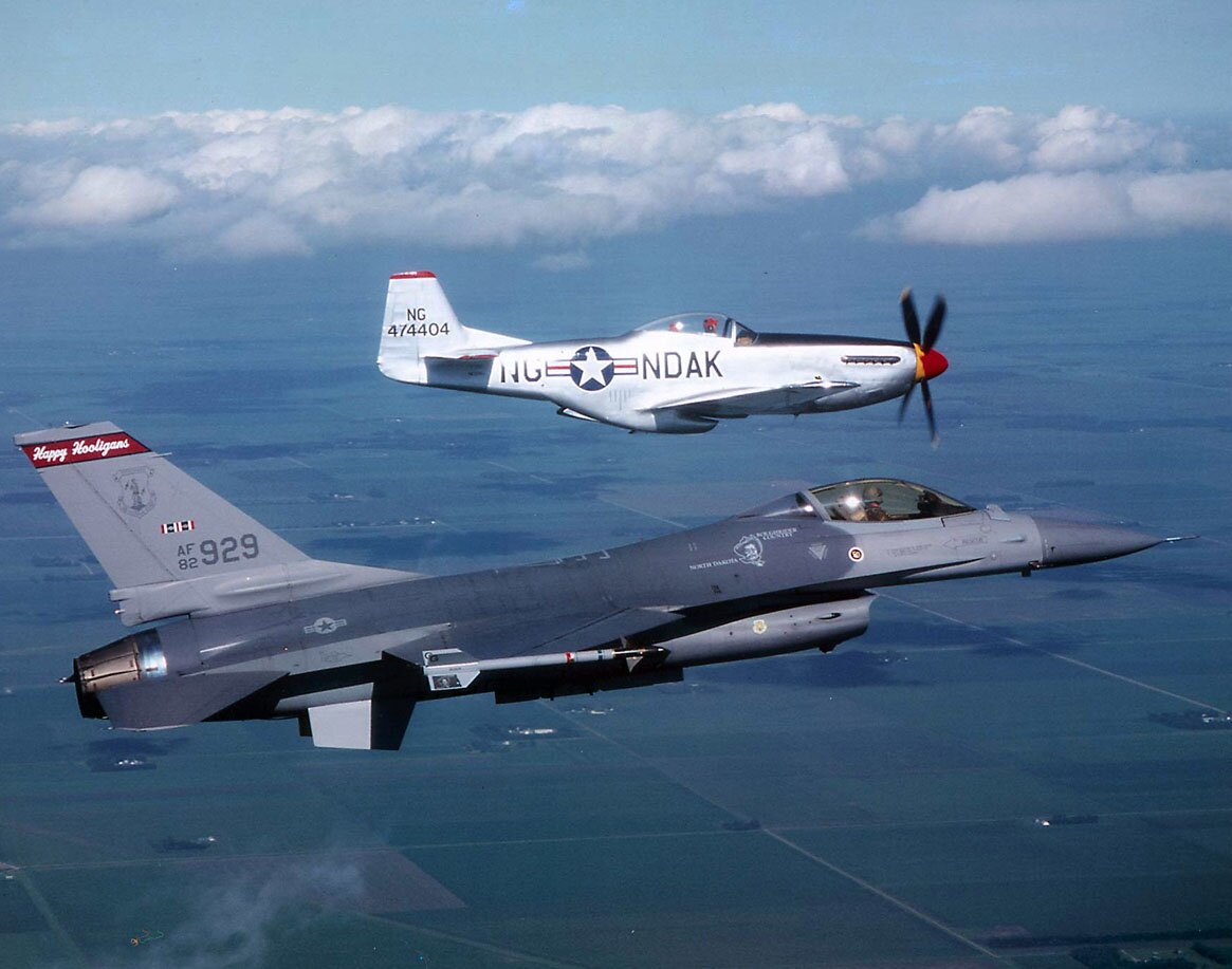 P-51Mustang_F-16Falcon.jpg