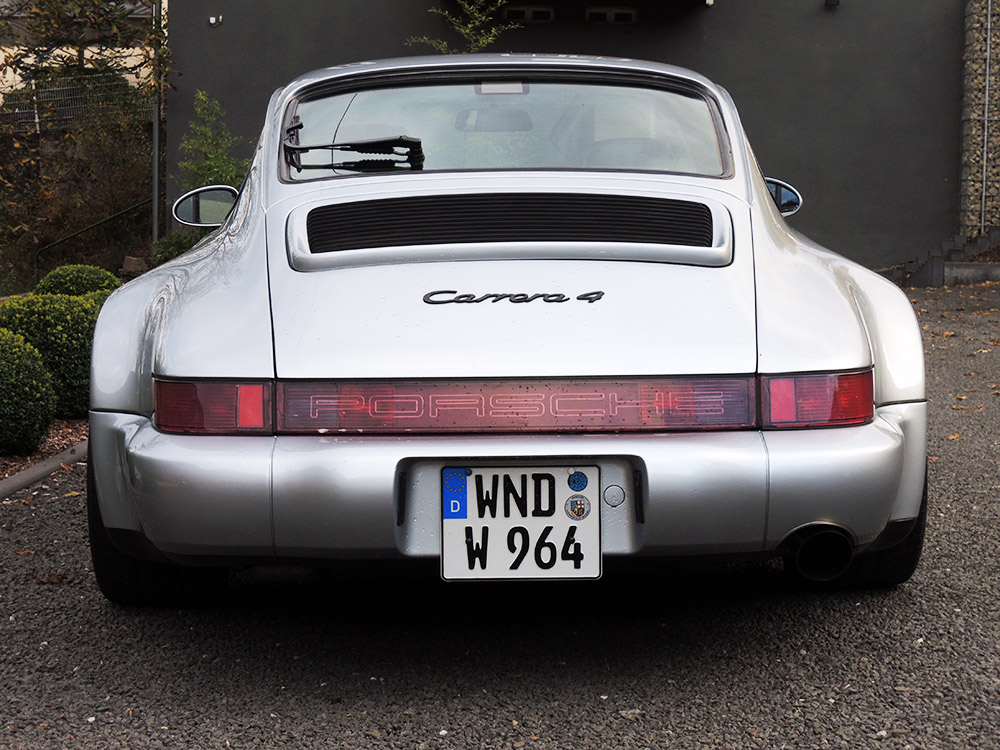 Porsche-964-WTL-001.jpg