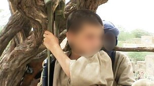 _61417238_mali_blur_304copy.jpg