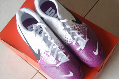 nike-elastico-purple-white.jpg
