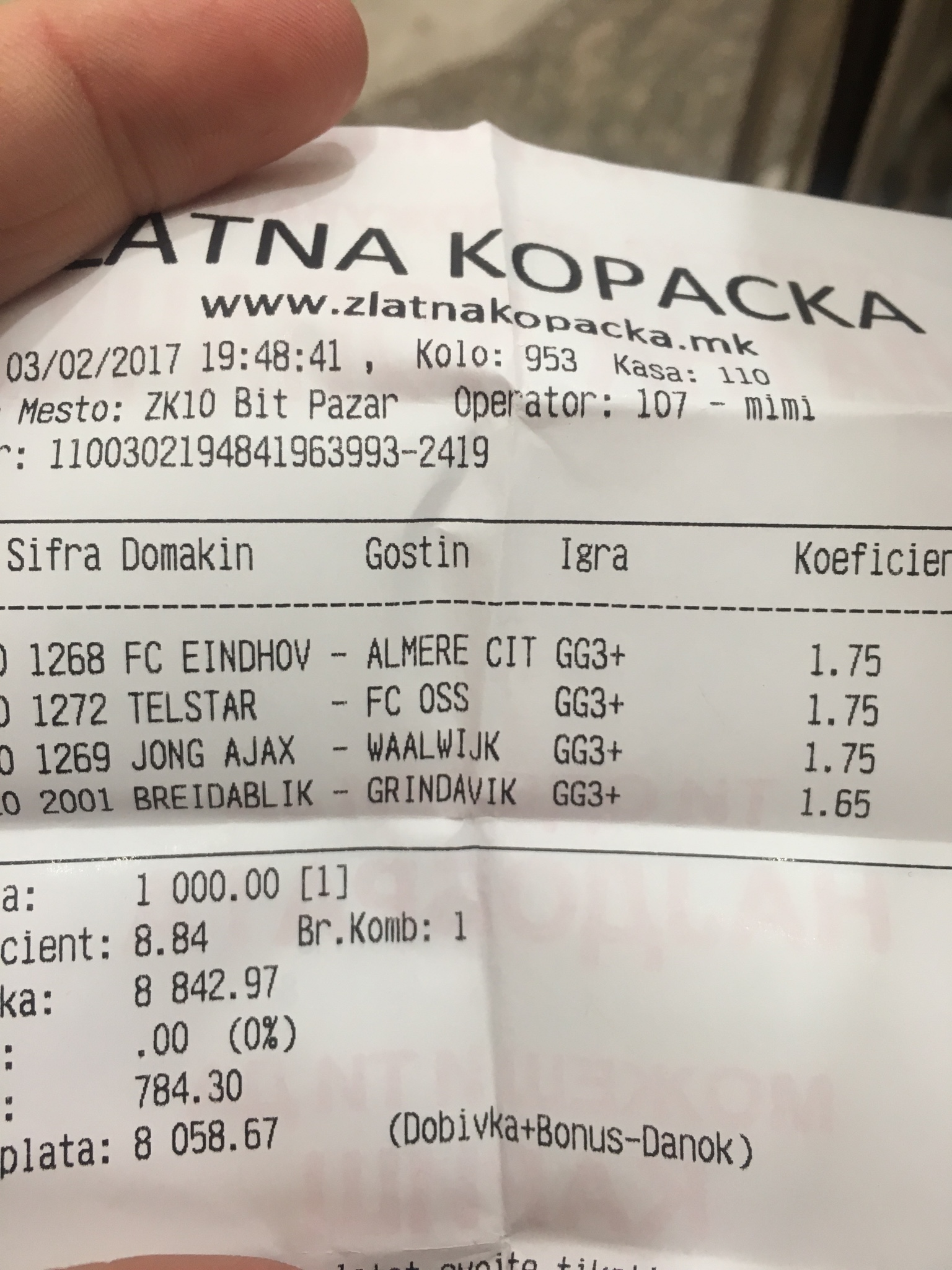 c660887f6407d55e7d56eaa5ce1a6905.jpg