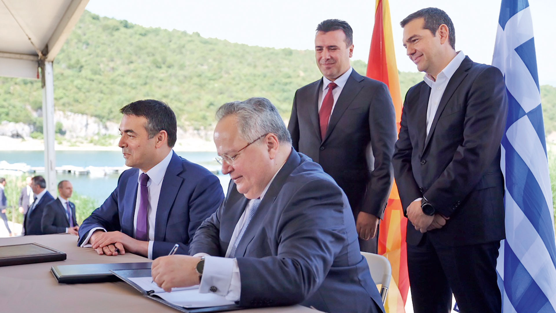 newsique.gr