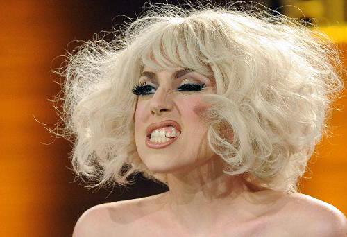 lady-gaga-fragrance.jpg
