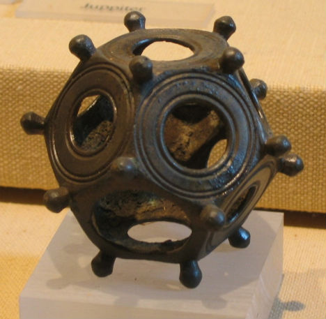 so-roman-dodecahedron.jpg