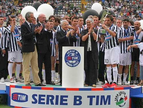 06-07-juve-serie-b-champions.jpg