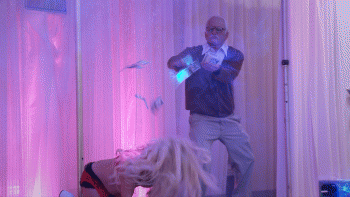 LB8XxbZ.gif