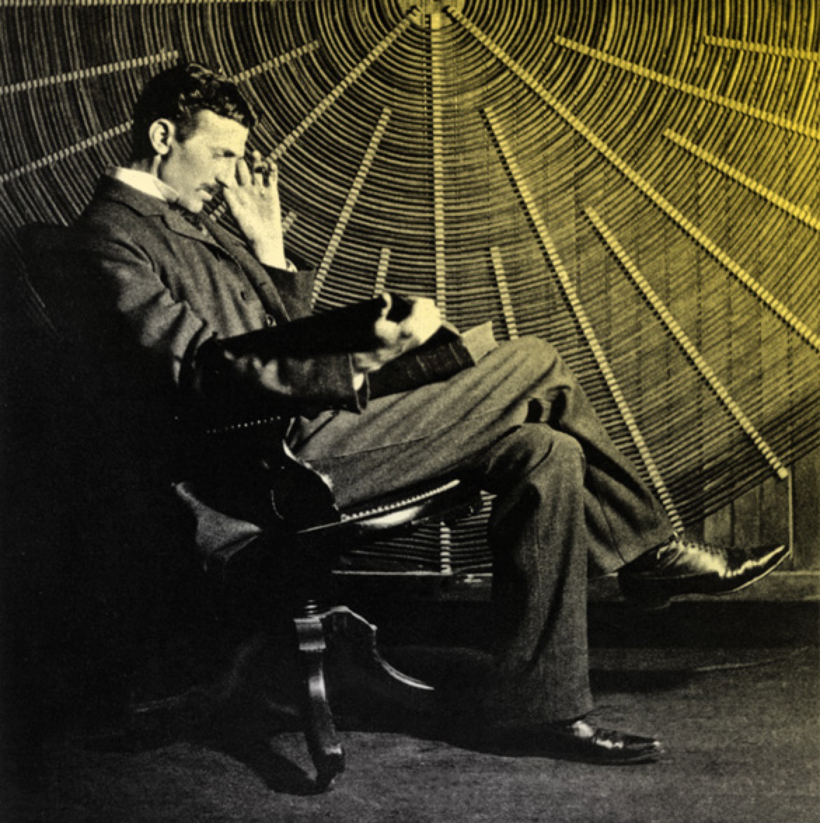 nikolatesla1.jpg