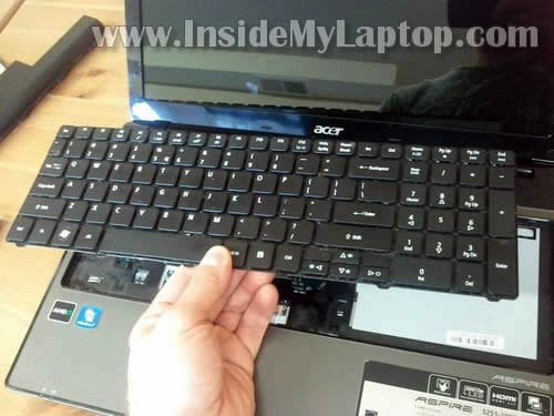 laptop-disassembly-14.jpg