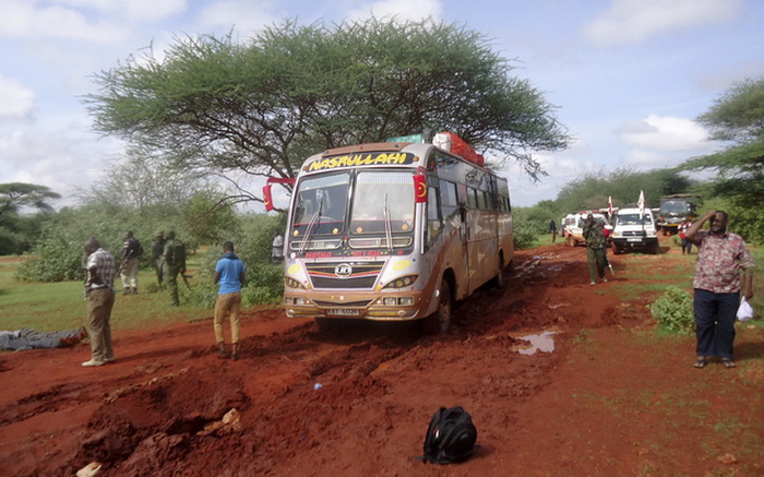 al-shabab-napad-avtobus-kenija-04.jpg