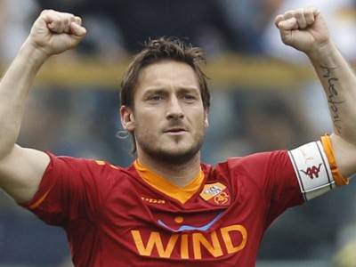 totti_2011-11-400x300.jpg