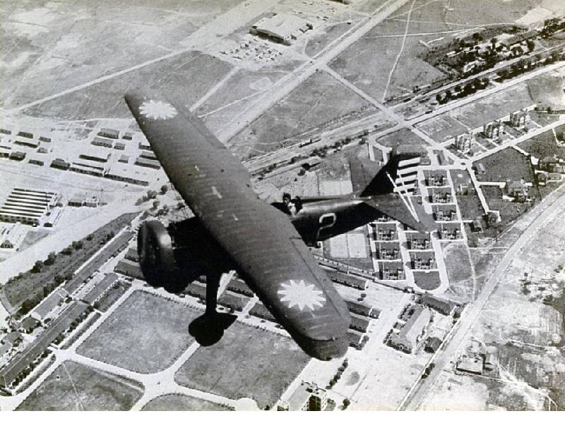 File:Curtiss Hawk II in Chinese service.jpg