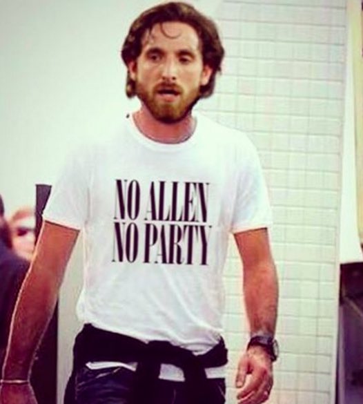 CZrgKMtWQAAbF_M.jpg:large