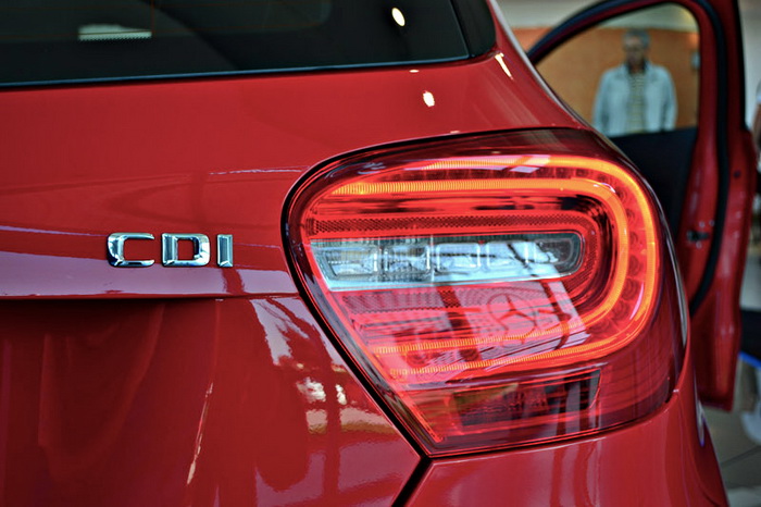 mercedes-aclass-starting-priccce-013.jpg