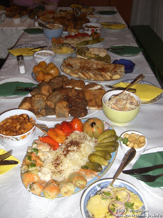 posna_trpeza_1290178456_1.jpg
