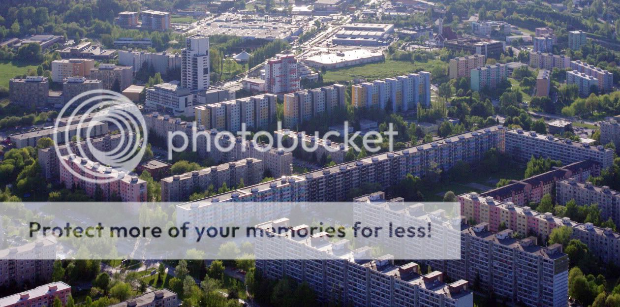 V4PK53566a.jpg