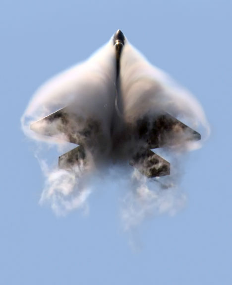 F-22A_20Demo_20Team_201_20-_20Ramsey-M1.jpg