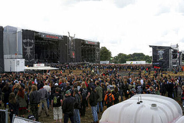 rockvstechno_03.jpg