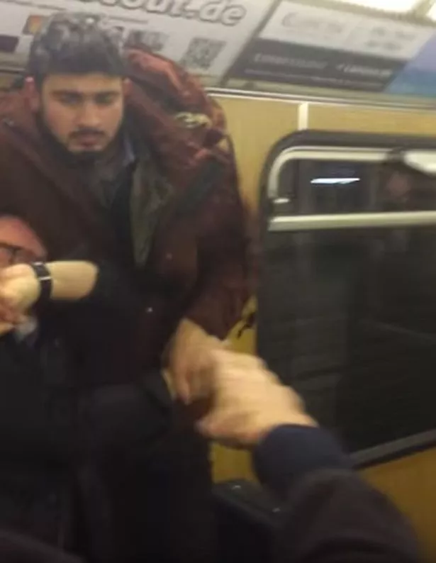 A-group-of-migrant-men-attacking-two-pensioners-on-the-Munich-subway.jpg